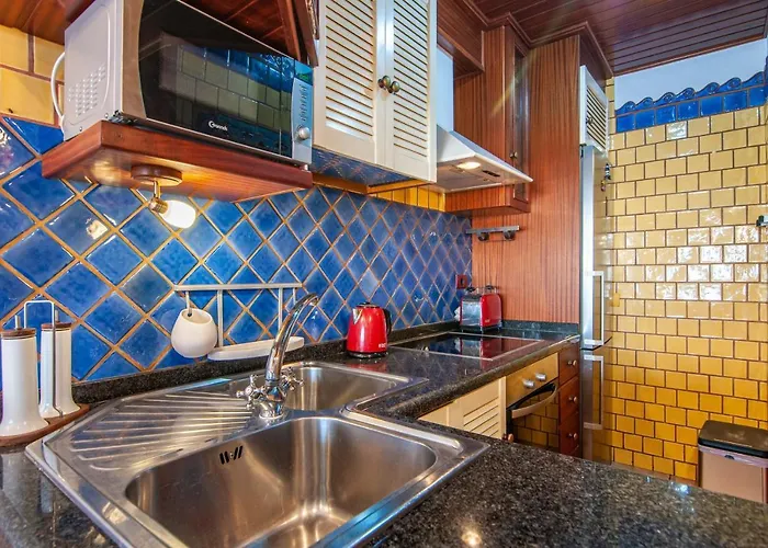 Torres Del Sol Ocean View Ph02